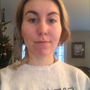 Meet your Posher, Amelia